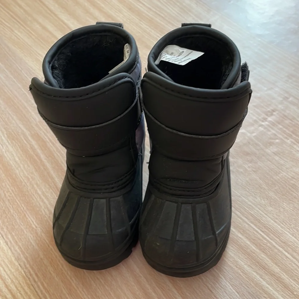 Mountain Creek water proof boots